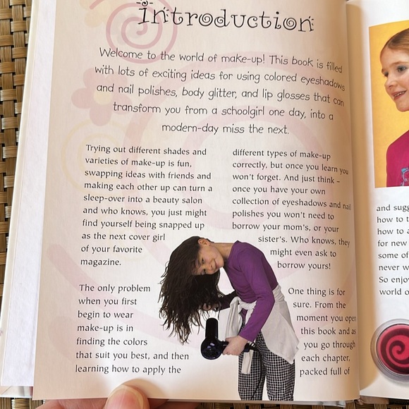 🌻 My Beauty Box Girls book - Picture 4 of 8